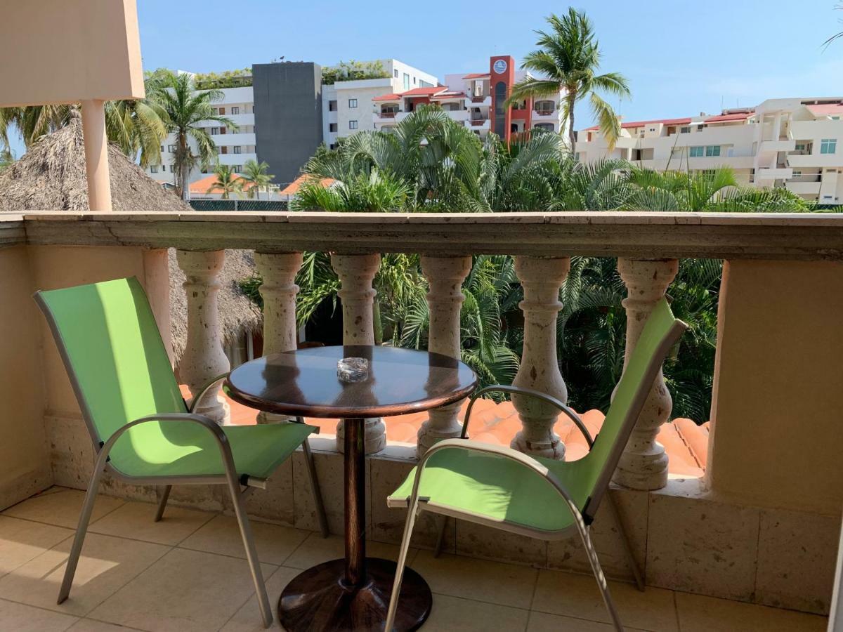 Hotel Condominium La Posada De Bucerias Bagian luar foto